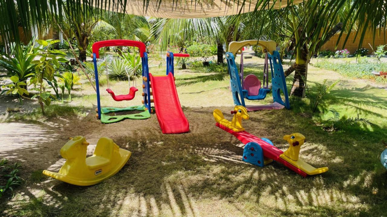 Footprints Beach Resort Agpudlos Экстерьер фото