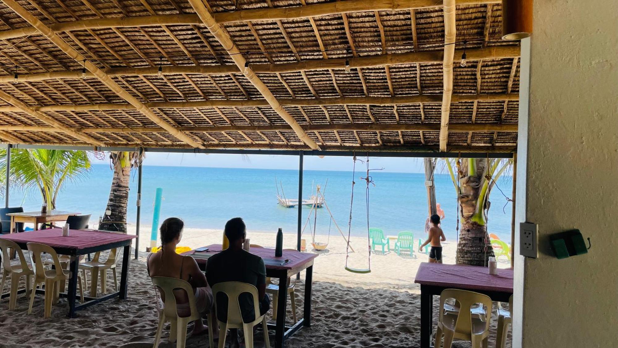 Footprints Beach Resort Agpudlos Экстерьер фото