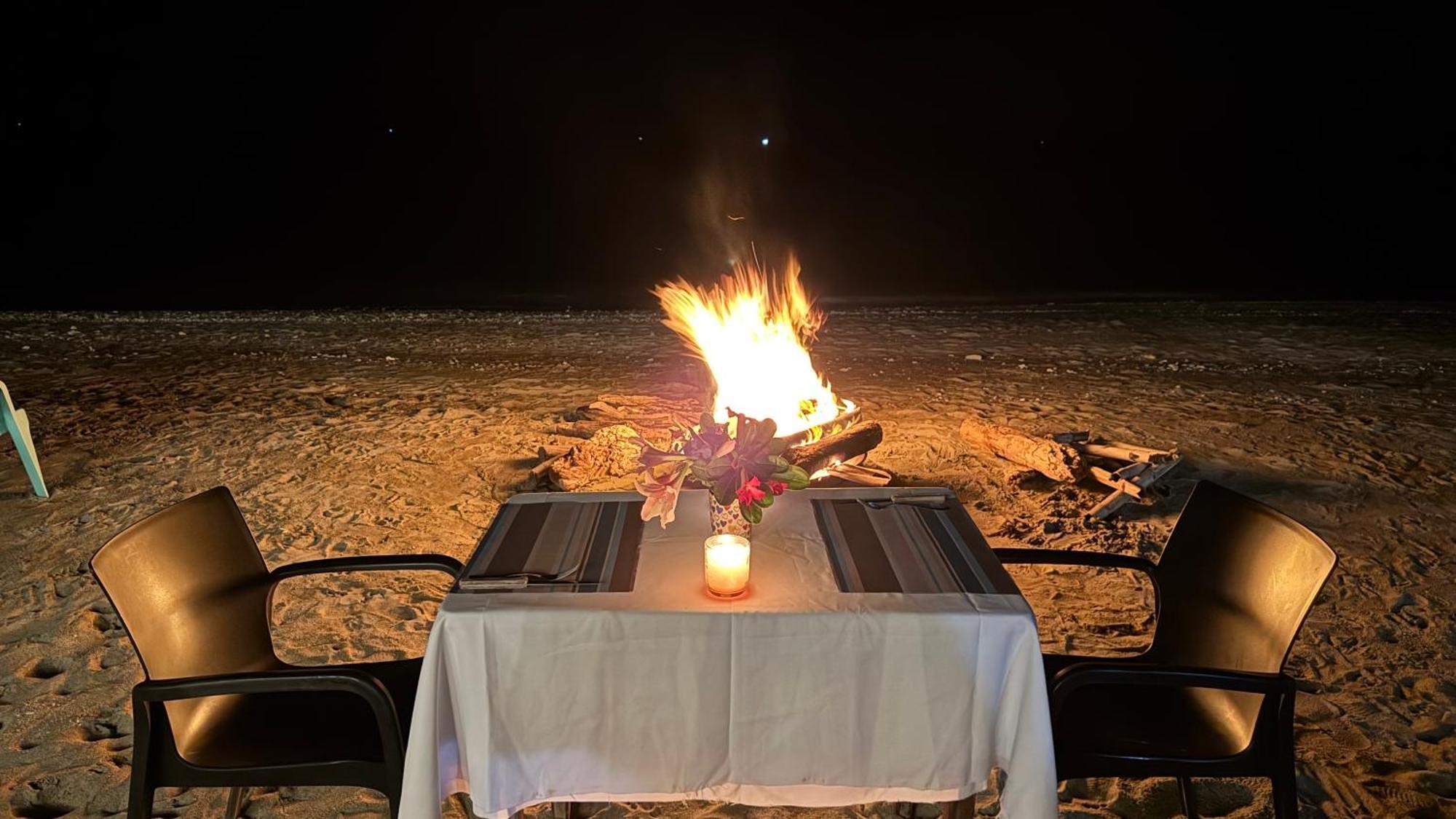 Footprints Beach Resort Agpudlos Экстерьер фото