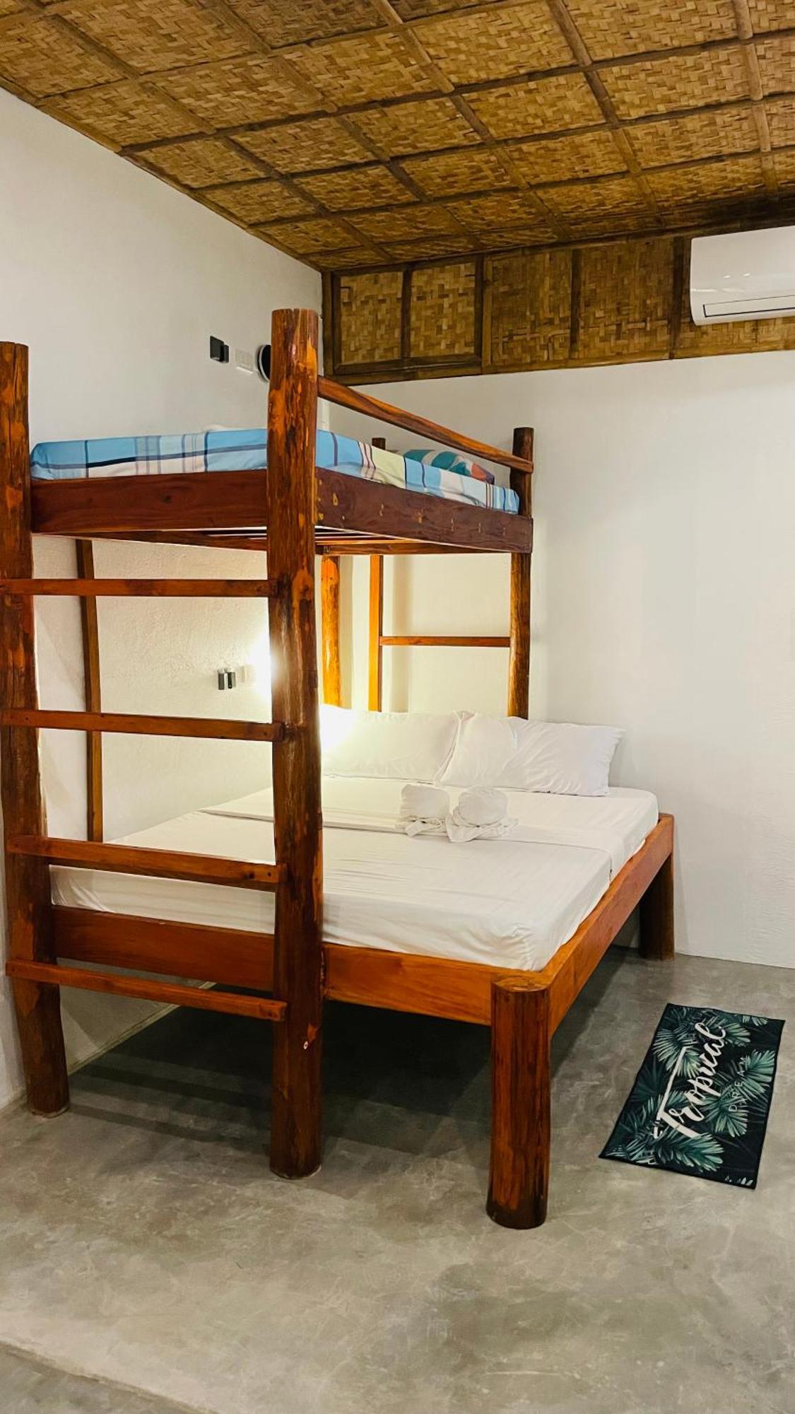 Footprints Beach Resort Agpudlos Экстерьер фото